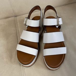 Platform strap sandal